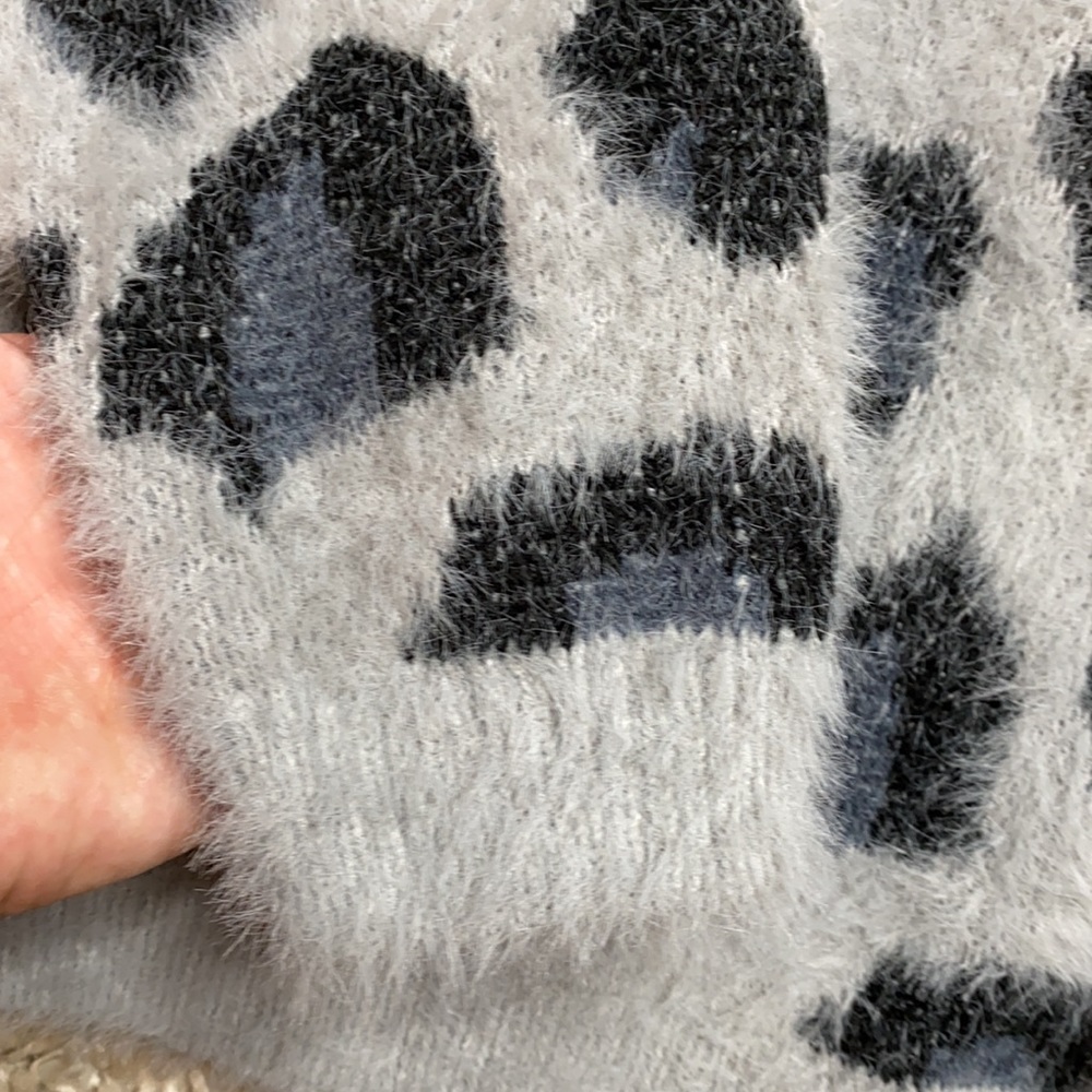 Small sweater - Picture 2 of 2